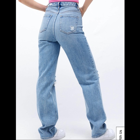 Pacsun Ripped ‘90s Boyfriend Jeans - Picture 3 of 4